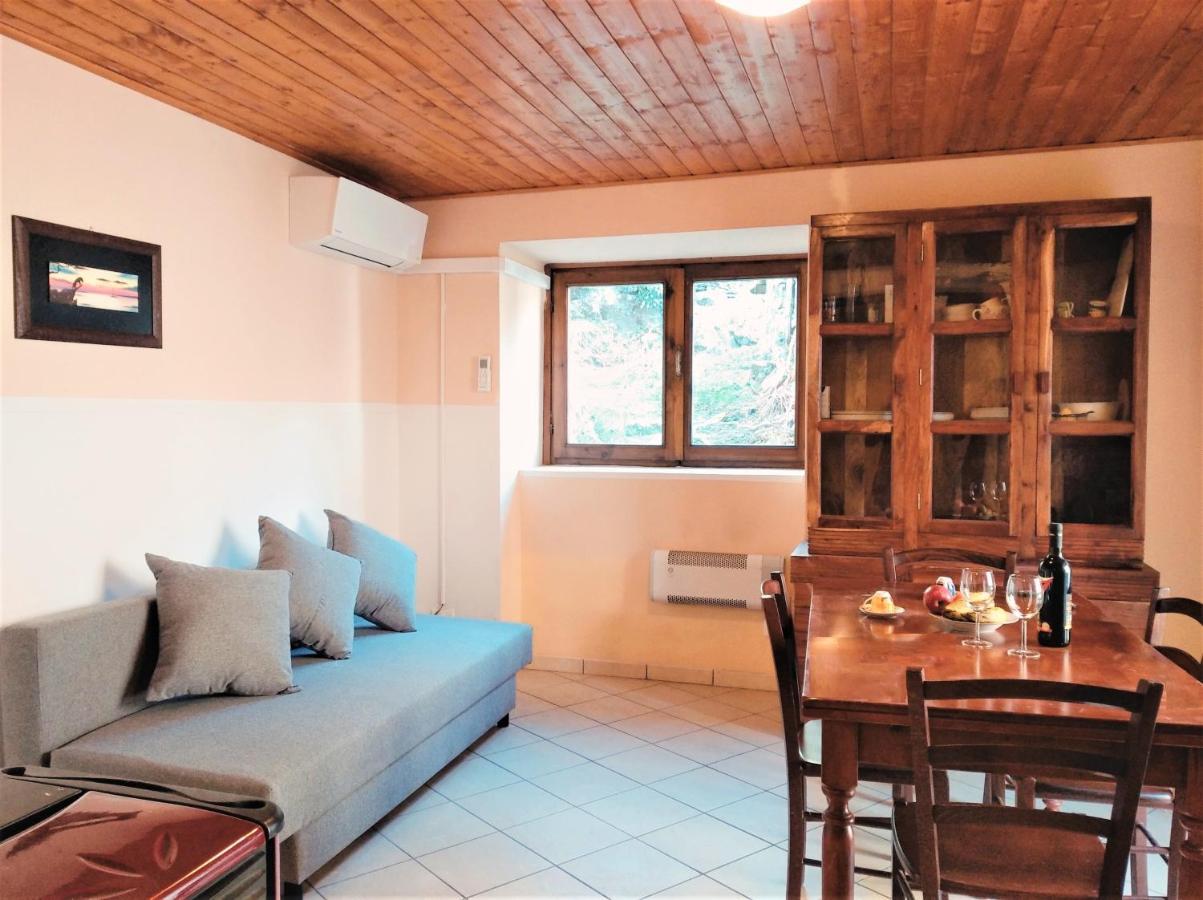 Trarego Haus Apartment Bagian luar foto