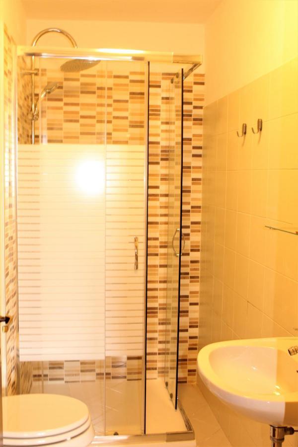 Trarego Haus Apartment Bagian luar foto